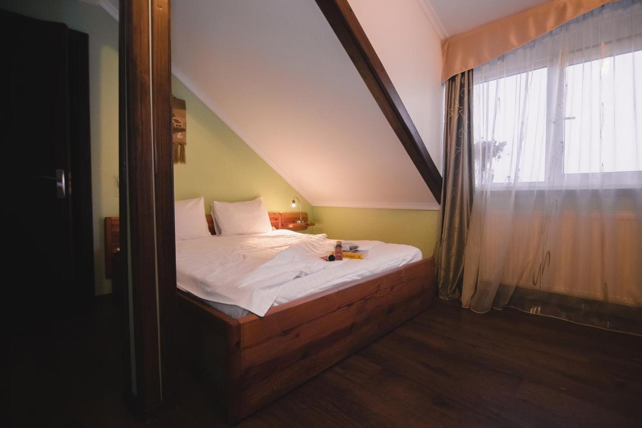 Aivengo Hotel Kolodenka Ngoại thất bức ảnh