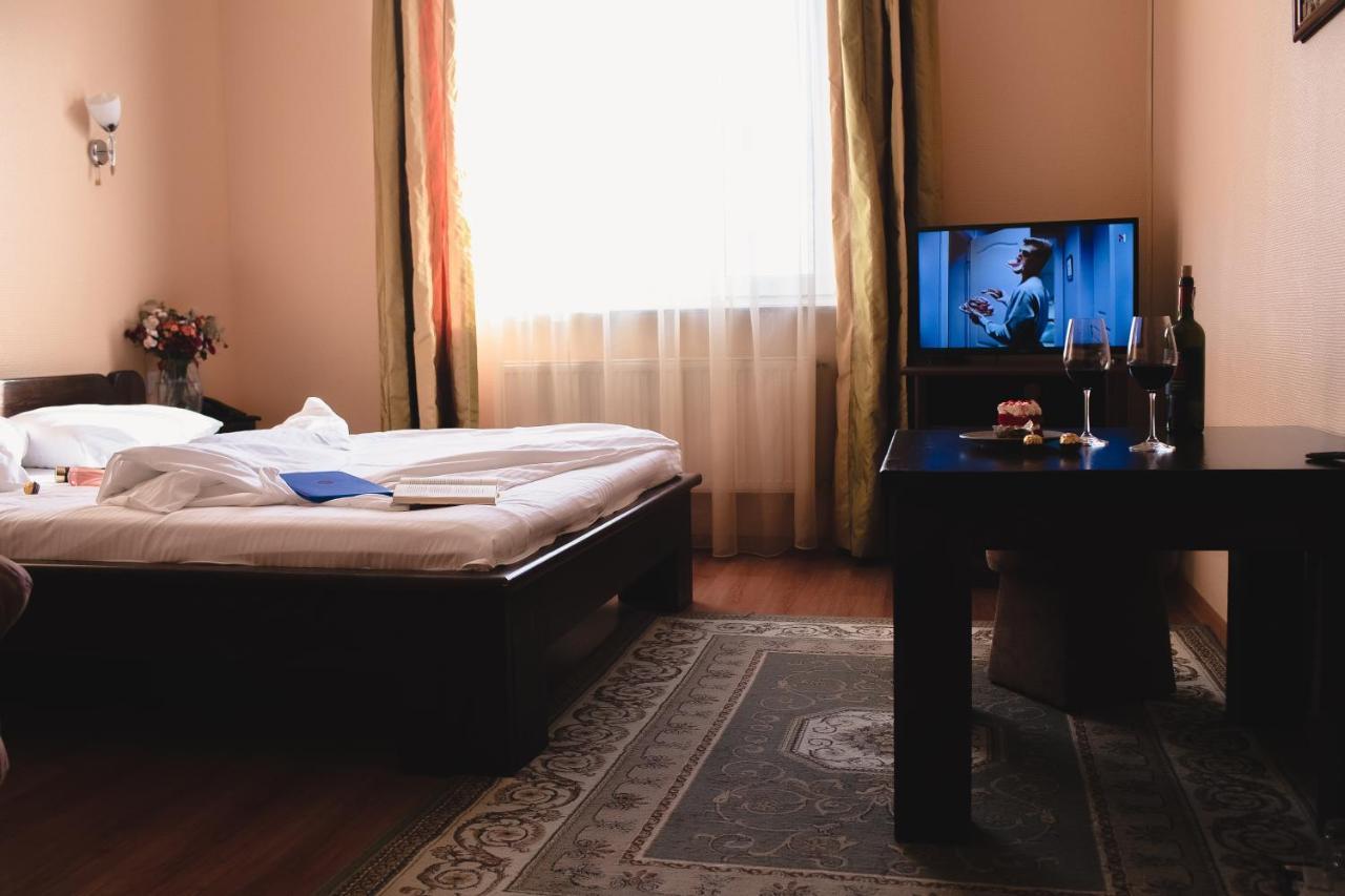Aivengo Hotel Kolodenka Ngoại thất bức ảnh