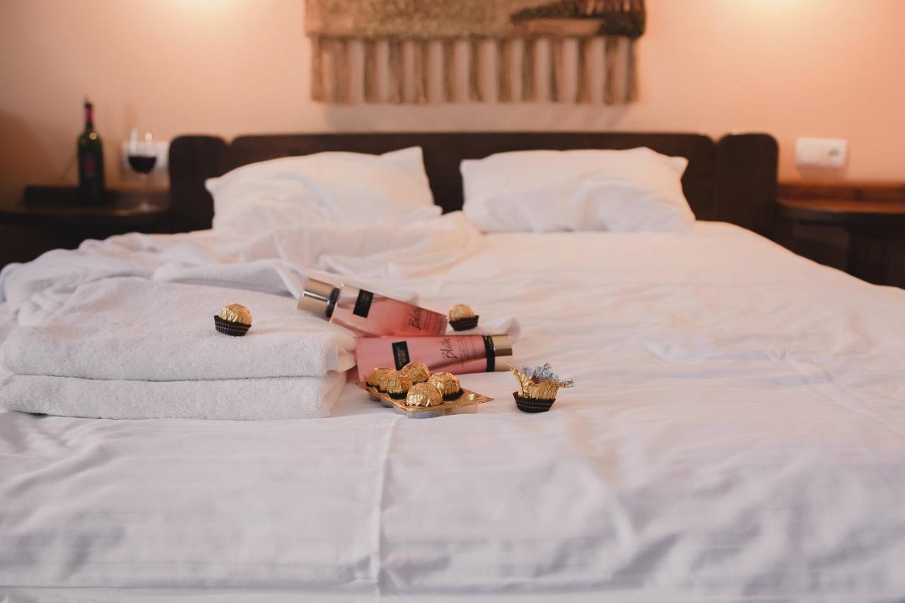 Aivengo Hotel Kolodenka Ngoại thất bức ảnh