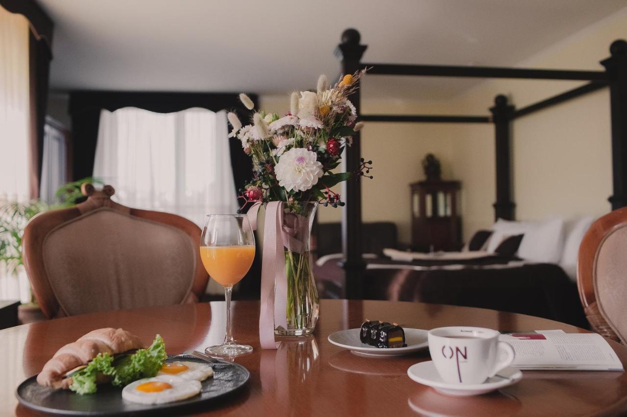 Aivengo Hotel Kolodenka Ngoại thất bức ảnh