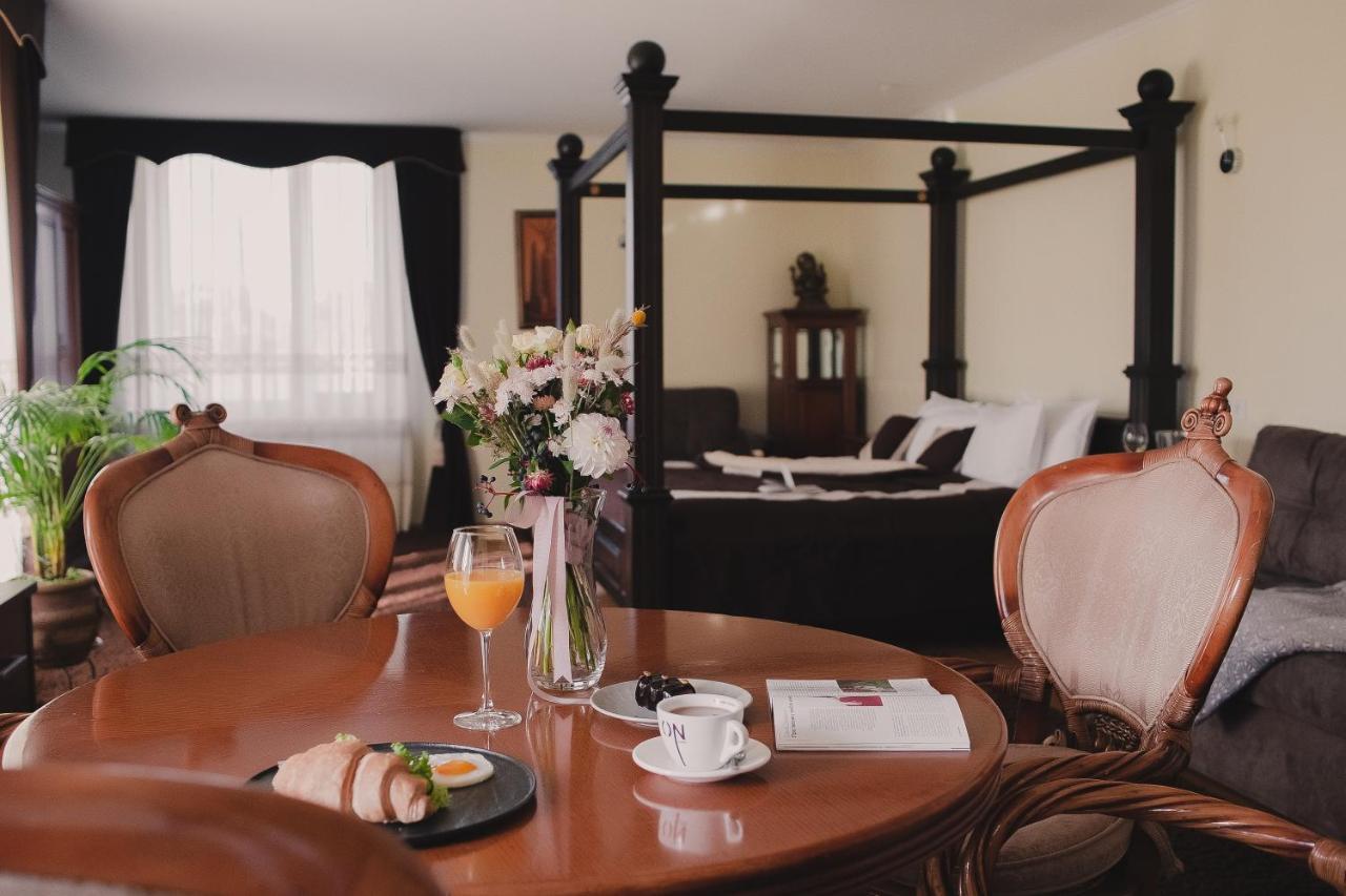 Aivengo Hotel Kolodenka Ngoại thất bức ảnh