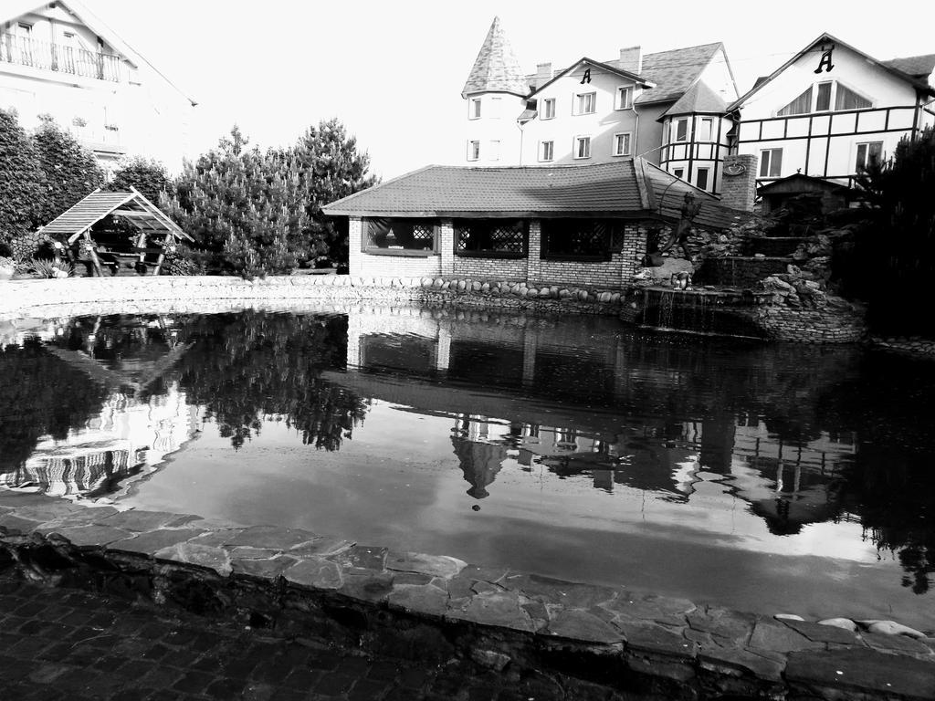 Aivengo Hotel Kolodenka Ngoại thất bức ảnh