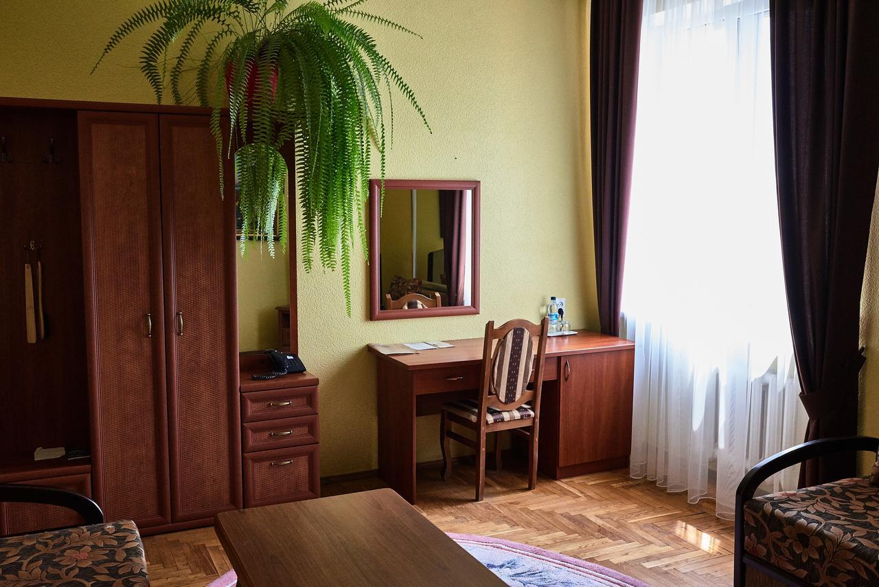 Aivengo Hotel Kolodenka Ngoại thất bức ảnh